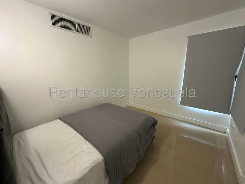 Apartamento (1 Nivel) en Alquiler en Las Mercedes, Distrito Metropolitano - 26