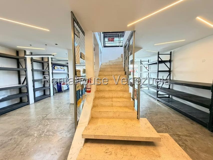 Comercial (Local Comercial) en Alquiler en Triangulo del Este, Lara - 4