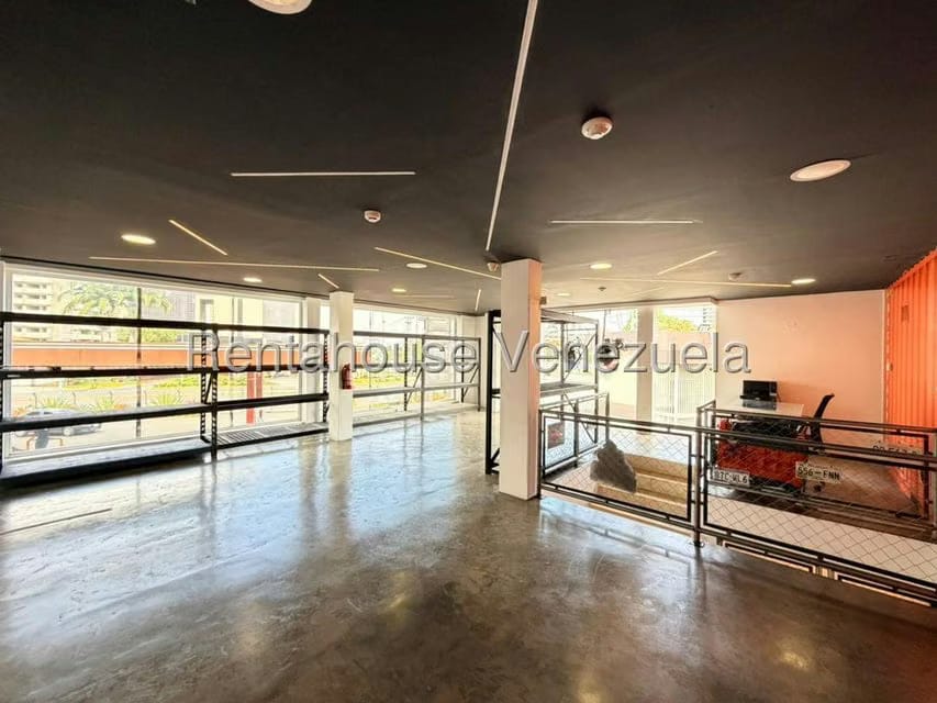 Comercial (Local Comercial) en Alquiler en Triangulo del Este, Lara - 7