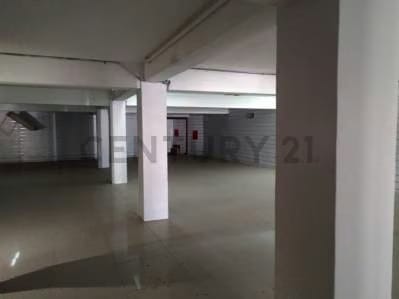 En Venta Edificio con Local Comercial nivel calle, Ideal para Oficinas, - 5