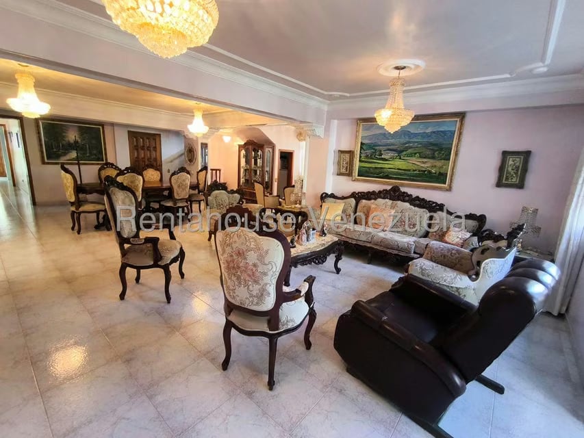 Apartamento (Duplex) en Venta en Terrazas del Avila, Distrito Metropolitano - 12