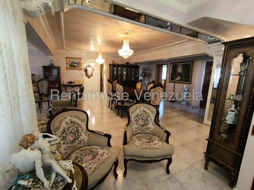 Apartamento (Duplex) en Venta en Terrazas del Avila, Distrito Metropolitano - 14