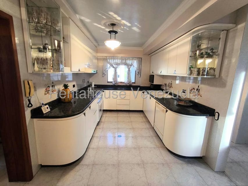 Apartamento (Duplex) en Venta en Terrazas del Avila, Distrito Metropolitano - 22