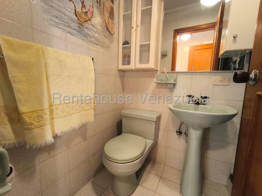 Apartamento (Duplex) en Venta en Terrazas del Avila, Distrito Metropolitano - 26