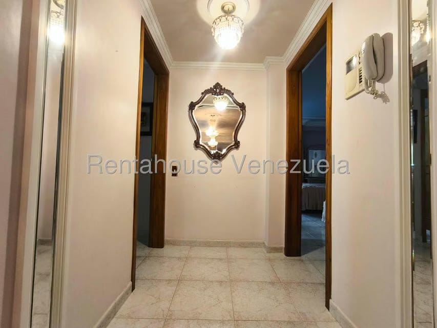 Apartamento (Duplex) en Venta en Terrazas del Avila, Distrito Metropolitano - 28