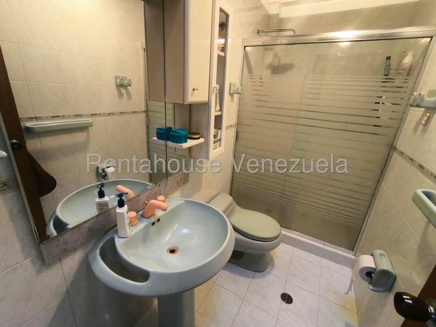 Apartamento (Duplex) en Venta en Terrazas del Avila, Distrito Metropolitano - 46