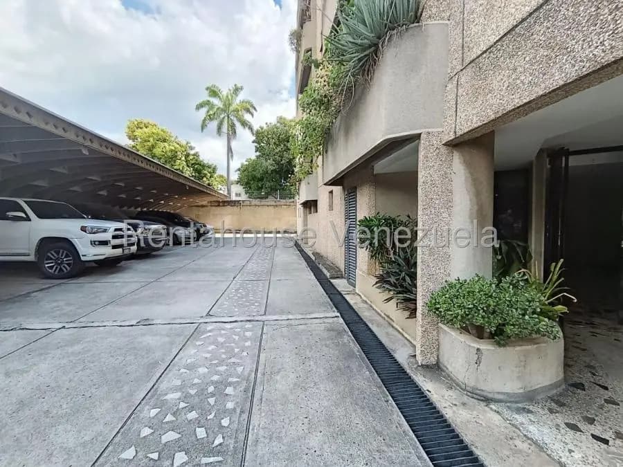 Apartamento en Venta en Altamira Caracas - 3