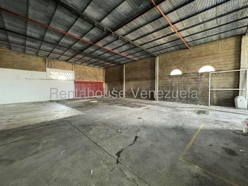 Comercial (Galpon - Deposito) en Venta en Circunvalacion Sur, Portuguesa - 13