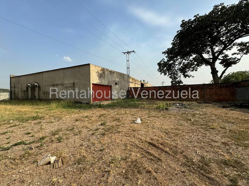 Comercial (Galpon - Deposito) en Venta en Circunvalacion Sur, Portuguesa - 21