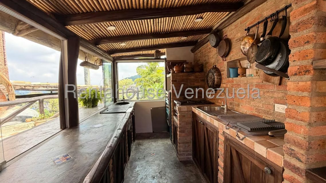 Casa (1 Nivel) en Venta en Los Guayabitos, Distrito Metropolitano - 11