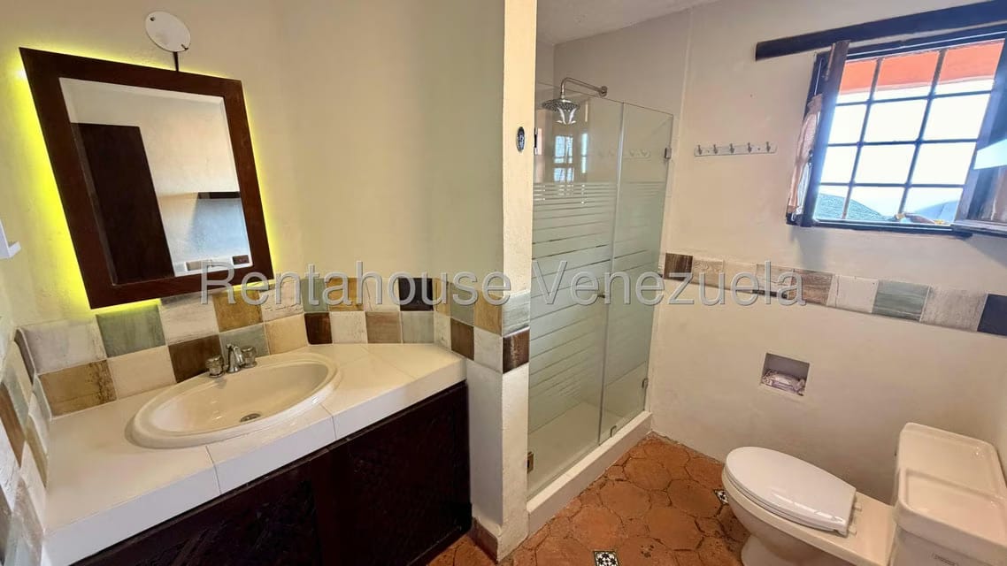 Casa (1 Nivel) en Venta en Los Guayabitos, Distrito Metropolitano - 46