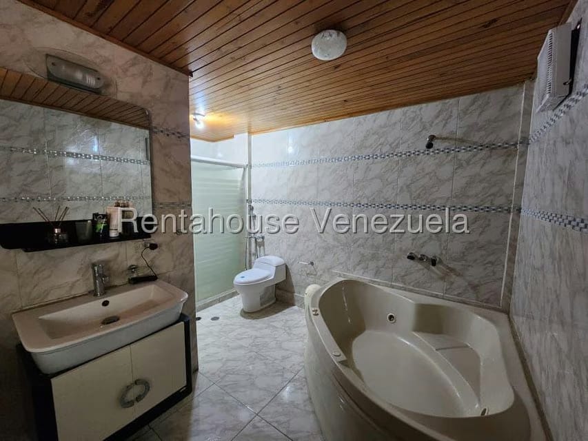 Casa (Multipes Niveles) en Venta en Las Marias, Distrito Metropolitano - 12