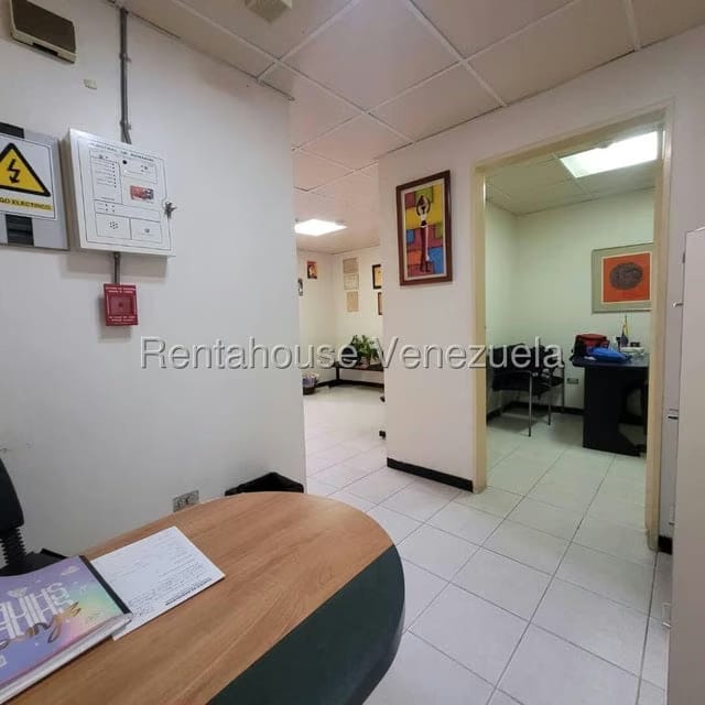 Comercial (Consultorio Medico) en Alquiler en San Bernardino, Distrito Metropolitano - 4
