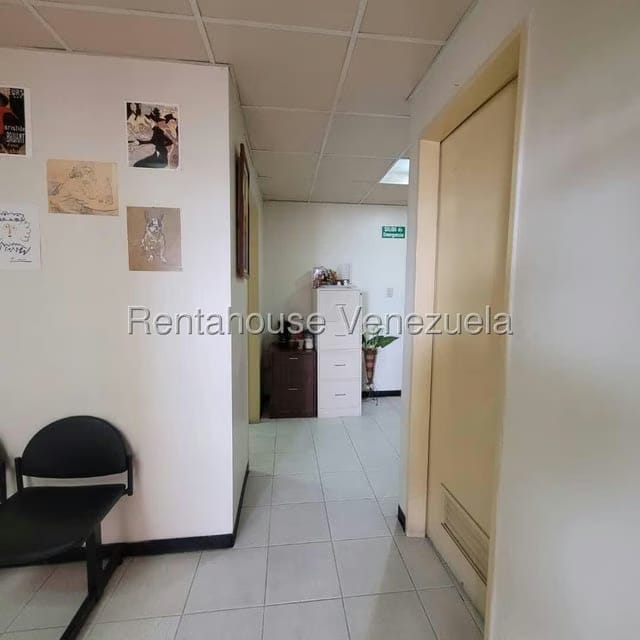 Comercial (Consultorio Medico) en Alquiler en San Bernardino, Distrito Metropolitano - 5