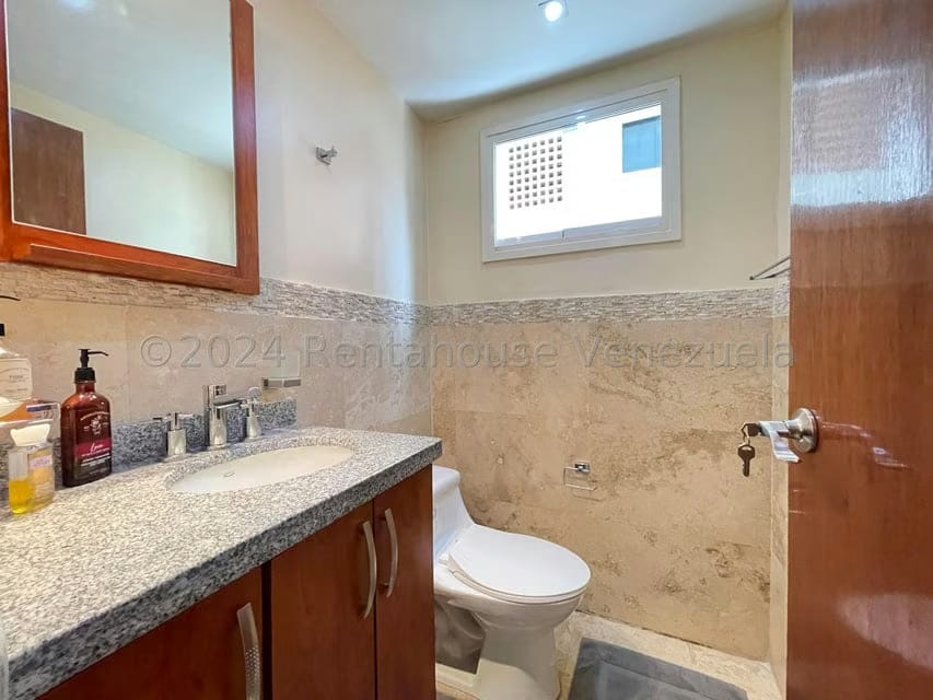 Apartamento (1 Nivel) en Venta en El Bosque, Aragua - 41