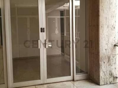 CENTRICA OFICINA EN VENTA EN CHACAO - 9