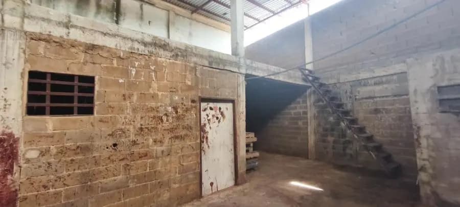 Galpon en Venta en Edmundo Barrio El Tigre - 4