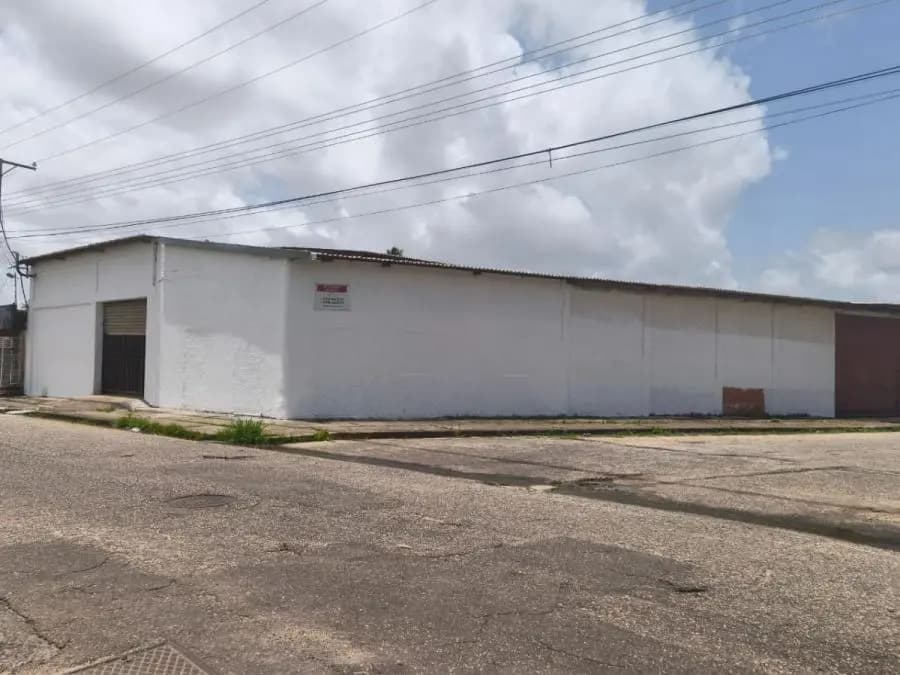 Galpon en Venta en Edmundo Barrio El Tigre - 5