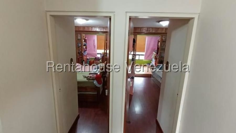Apartamento en Venta en El Paraiso Caracas - 7