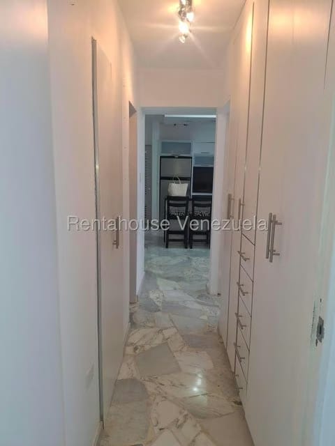Apartamento (1 Nivel) en Venta en Baruta, Distrito Metropolitano - 6