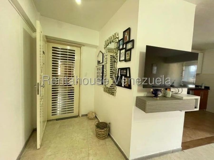Apartamento en Venta en los dos caminos Caracas - 5
