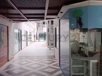 Local comercial en el centro comercial CCM en venta - 10
