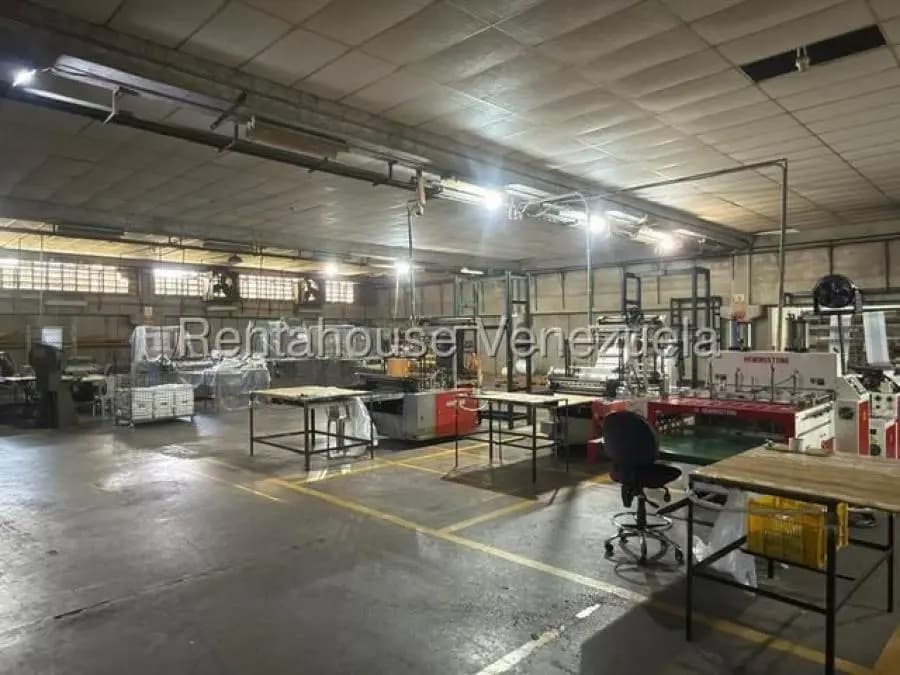 Galpon en Venta en terrinca Guatire - 29