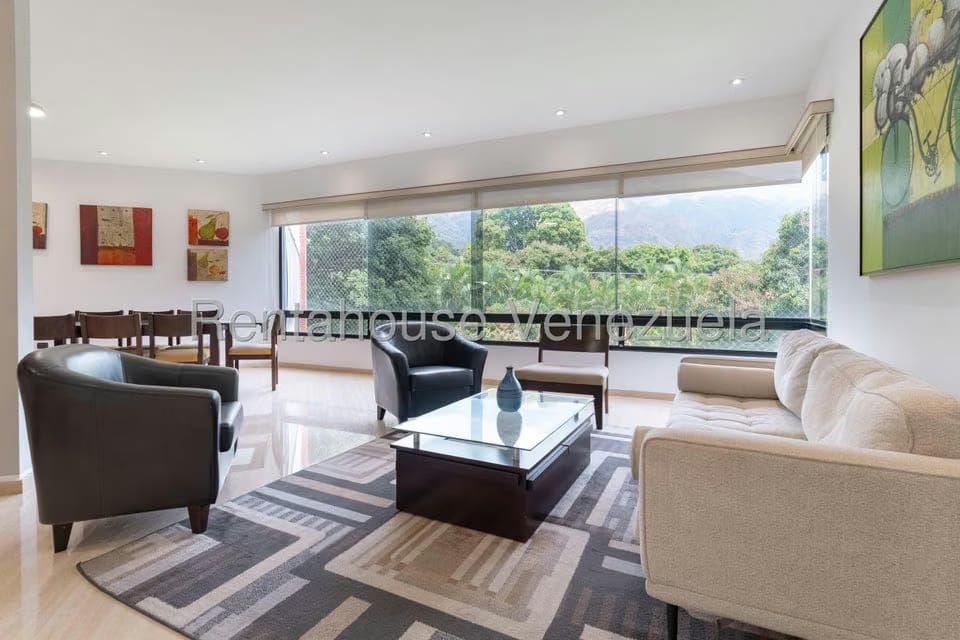 Apartamento (1 Nivel) en Alquiler en Los Chorros, Distrito Metropolitano - 3