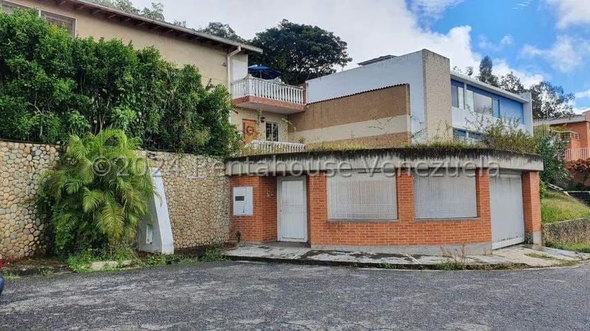 Casa (Multipes Niveles) en Venta en El Marques, Distrito Metropolitano