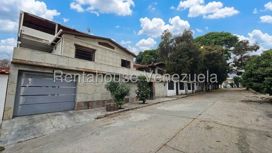 Casa (Multipes Niveles) en Venta en Vista Alegre, Distrito Metropolitano - 2