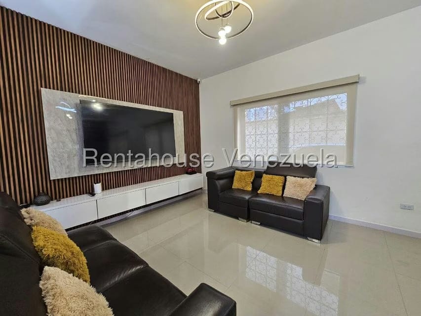 Casa (Multipes Niveles) en Venta en Vista Alegre, Distrito Metropolitano - 11