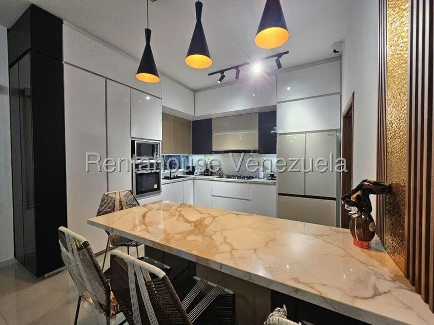 Casa (Multipes Niveles) en Venta en Vista Alegre, Distrito Metropolitano - 17