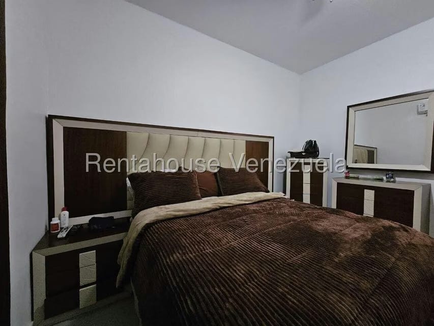 Casa (Multipes Niveles) en Venta en Vista Alegre, Distrito Metropolitano - 22