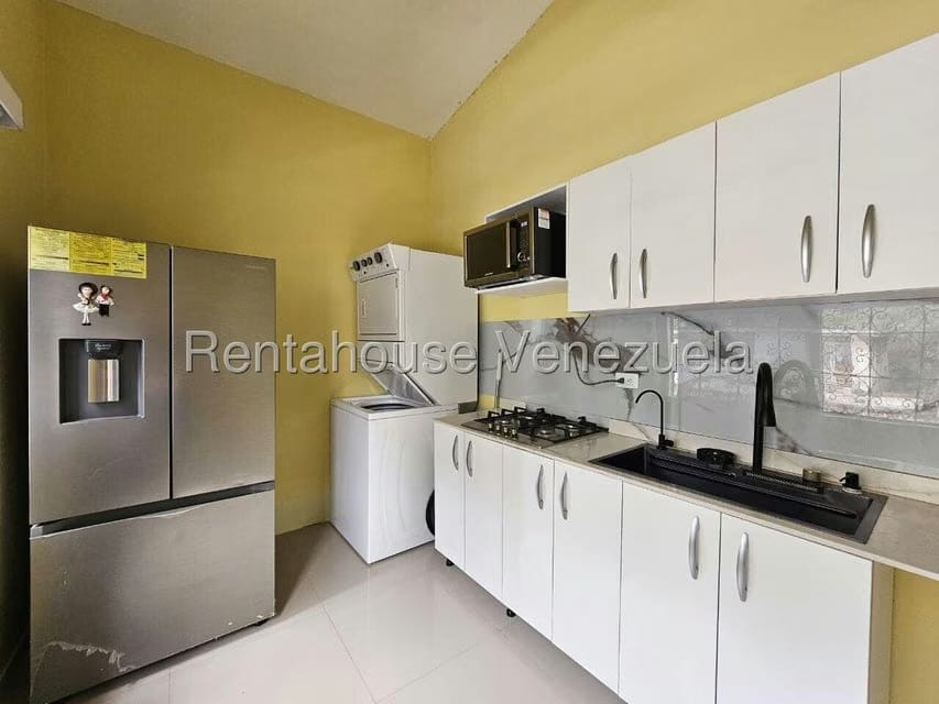 Casa (Multipes Niveles) en Venta en Vista Alegre, Distrito Metropolitano - 28