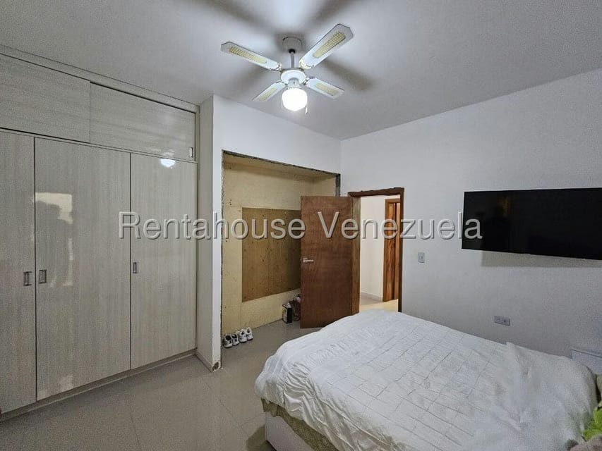 Casa (Multipes Niveles) en Venta en Vista Alegre, Distrito Metropolitano - 31