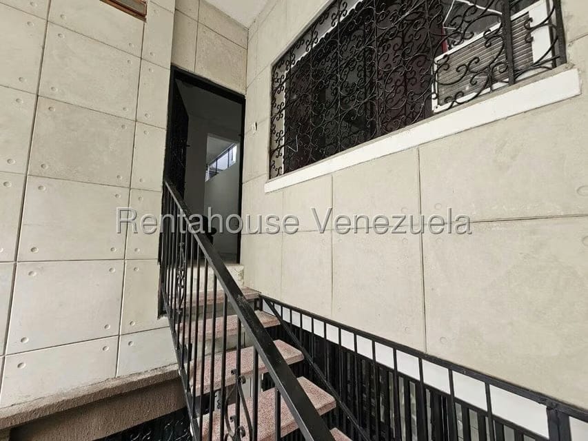 Casa (Multipes Niveles) en Venta en Vista Alegre, Distrito Metropolitano - 46