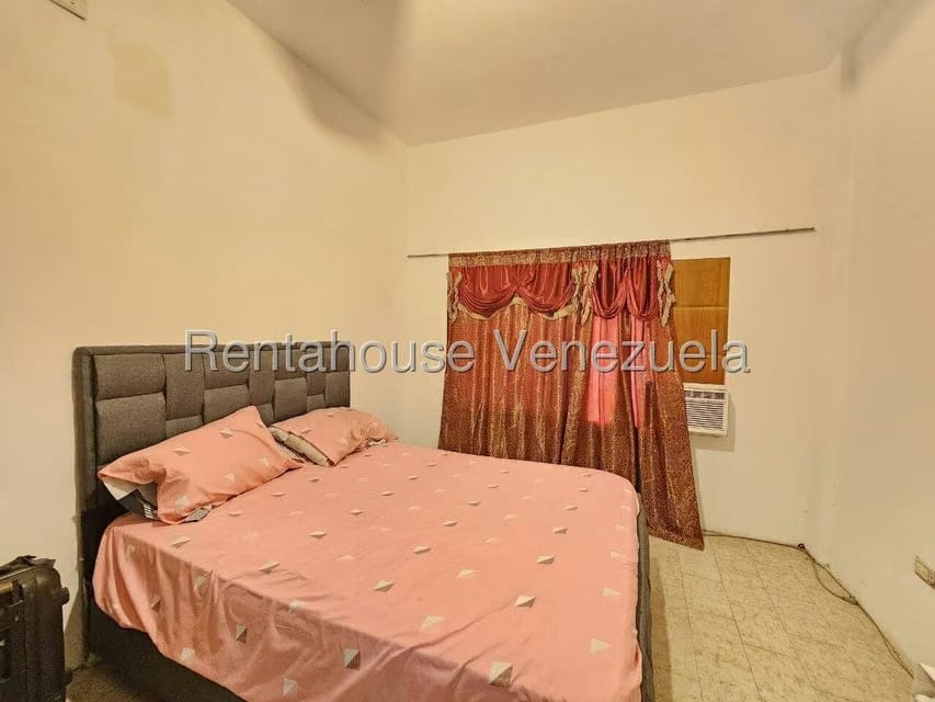 Casa (Multipes Niveles) en Venta en Vista Alegre, Distrito Metropolitano - 51