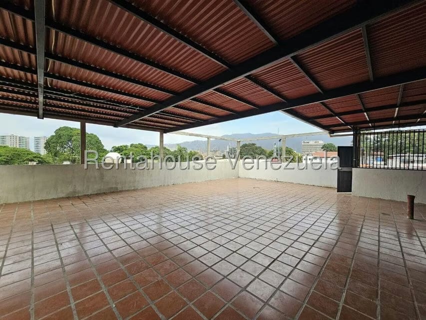 Casa (Multipes Niveles) en Venta en Vista Alegre, Distrito Metropolitano - 56
