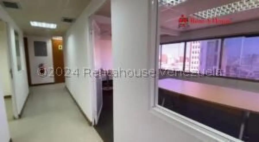 Oficina en Alquiler en Maracaibo - 9