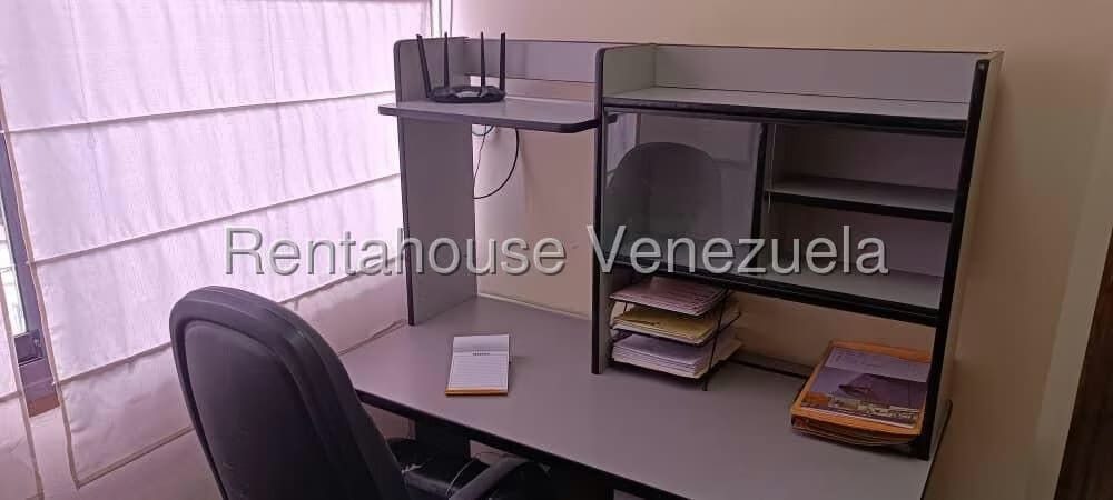Comercial (Oficina) en Alquiler en El Paraiso, Distrito Metropolitano - 4