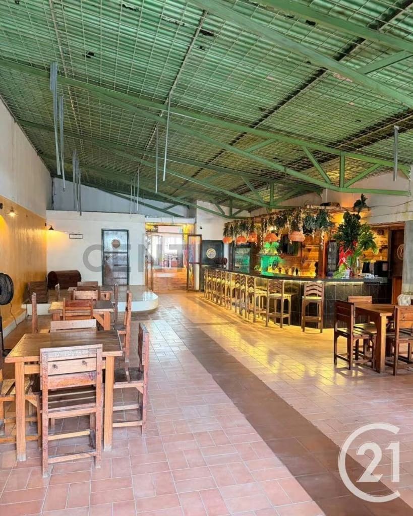 local con amplio metraje liosto para emprender el negocio de tu sueño