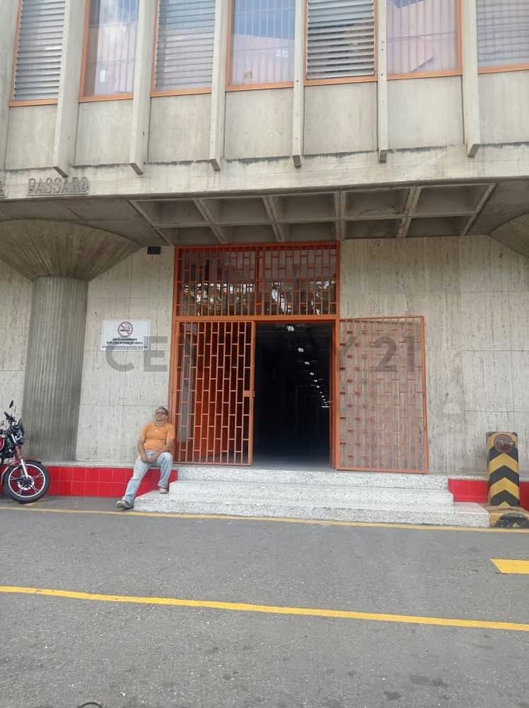 Alquiler Local industrial La Yaguara - Av. Ppl Antimano - 2