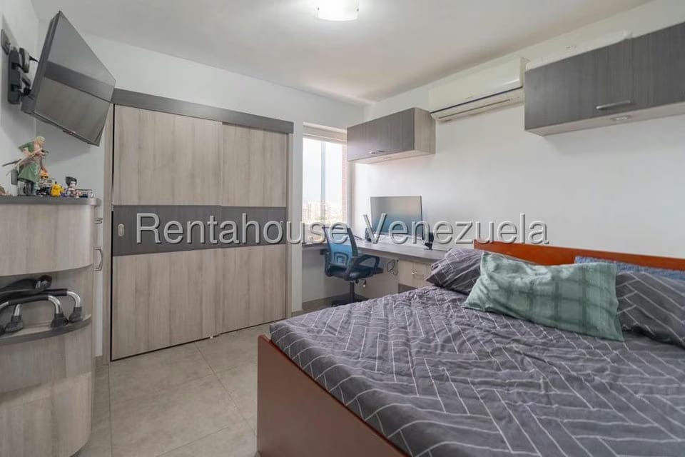 Apartamento (1 Nivel) en Venta en Colinas de Los Chaguaramos, Distrito Metropolitano - 22