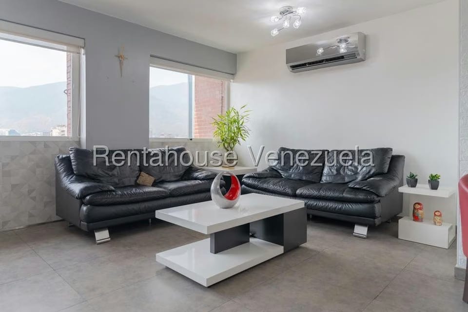 Apartamento (1 Nivel) en Venta en Colinas de Los Chaguaramos, Distrito Metropolitano - 38