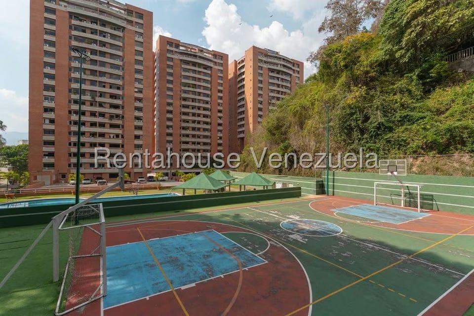 Apartamento (1 Nivel) en Venta en Colinas de Los Chaguaramos, Distrito Metropolitano - 40