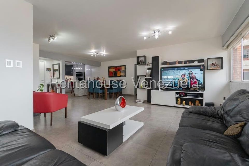 Apartamento (1 Nivel) en Venta en Colinas de Los Chaguaramos, Distrito Metropolitano - 8