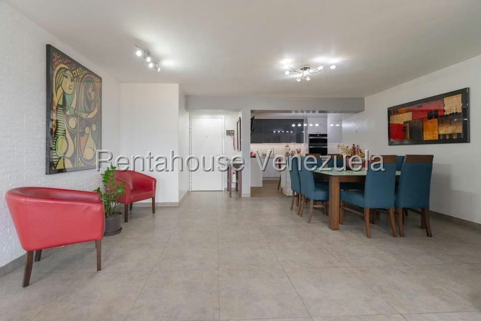 Apartamento (1 Nivel) en Venta en Colinas de Los Chaguaramos, Distrito Metropolitano - 10