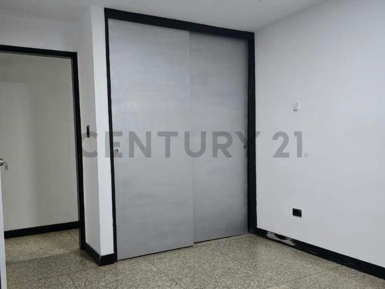 Apartamento en Alquiler en El Llanito Caracas - 3