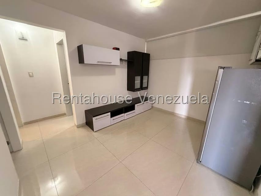 Apartamento (1 Nivel) en Venta en Colinas de La Tahona, Distrito Metropolitano - 19