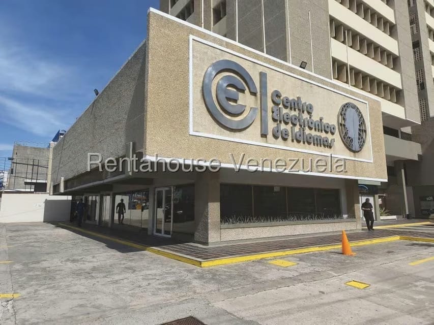 Comercial (Local Comercial) en Alquiler en Dr Portillo, Zulia